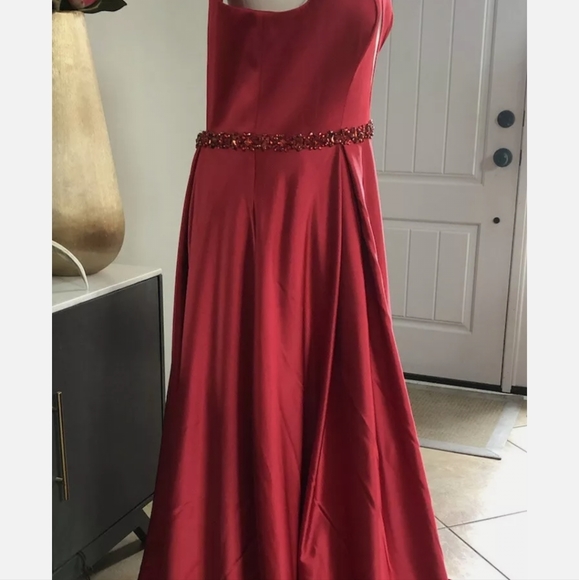 JVN by Jovani 22W red satin beaded illusion neck line formal prom NWT - Picture 4 of 8